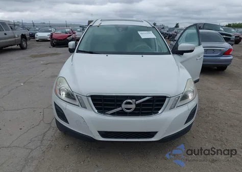 2013 Volvo Xc60 3.2 Premier из США, поврежденный, VIN YV4952DLXD2421434